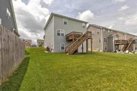 Exterior - 207 Pleasant View Dr, Georgetown, KY 40324 photo 12 of 12