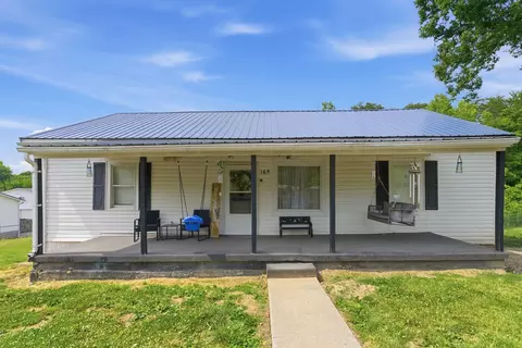 165 Sugar Hollow Rd, Irvine, KY 40336