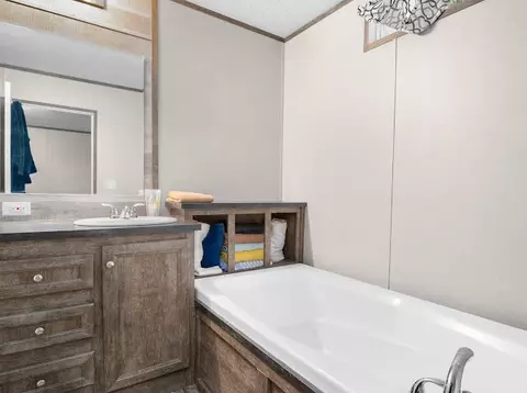 Bath - 536 Stone Gate Dr, Burnside, KY 42519 photo 3 of 3