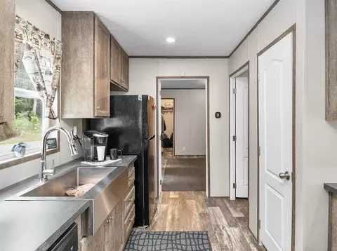 Entry Way - 536 Stone Gate Dr, Burnside, KY 42519 photo 1 of 1