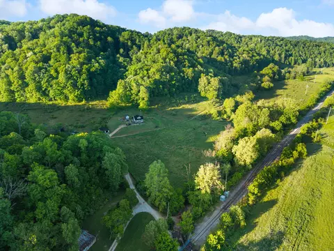 View/Area - 139 Burcham Fork Rd, Jackson, KY 41339 photo 2 of 18