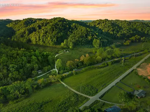 View/Area - 139 Burcham Fork Rd, Jackson, KY 41339 photo 12 of 19