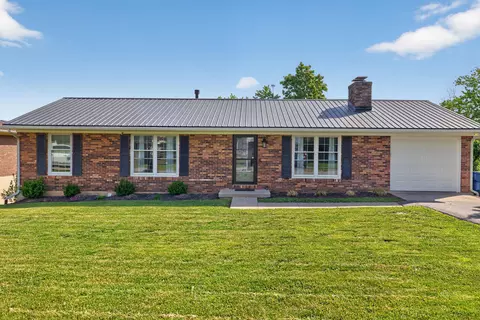 13 Lakeview Dr, Winchester, KY 40391