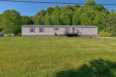 230 Kristen Dr, Clay City, KY 40312