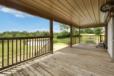 Exterior - 191 Chapel Ln, Berea, KY 40403 photo 1 of 6