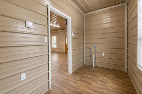 Entry Way - 191 Chapel Ln, Berea, KY 40403 photo 1 of 1