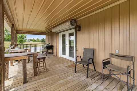 Exterior - 191 Chapel Ln, Berea, KY 40403 photo 5 of 6