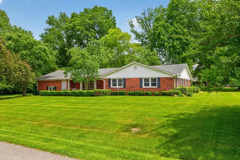 163 Juniper Dr, Versailles, KY 40383