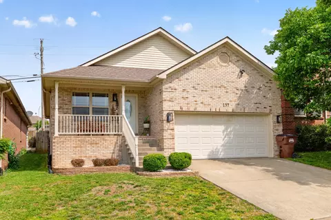 137 Bass Pond Glen Dr, Nicholasville, KY 40356