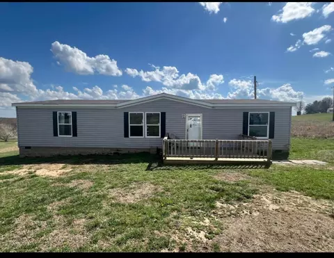 131 Lawless Ln, Jamestown, KY 42629
