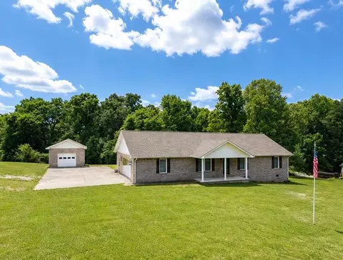 Exterior - 229 Cherry Ave, Corbin, KY 40701 photo 3 of 4