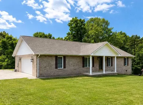 Exterior - 229 Cherry Ave, Corbin, KY 40701 photo 2 of 4