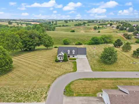 58 Sunset Dr, Hustonville, KY 40437