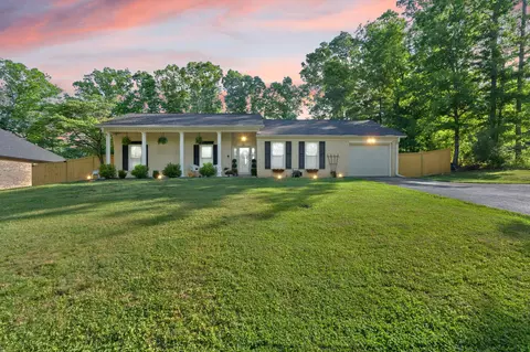 321 Circle Dr, Morehead, KY 40351