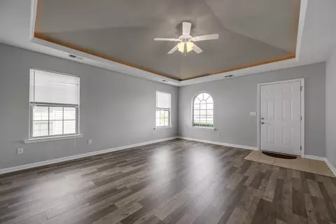 Living - 113 Pony Pl, Georgetown, KY 40324 photo 2 of 2