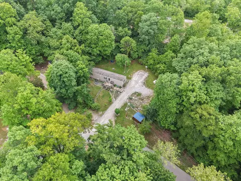 View/Area - 215 Lakeview Ave, Burnside, KY 42519 photo 4 of 8