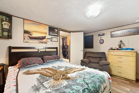 Bedroom - 215 Lakeview Ave, Burnside, KY 42519 photo 2 of 4