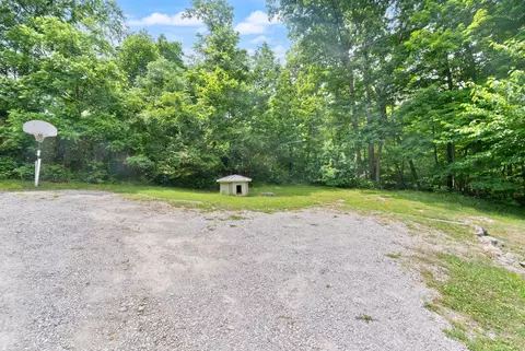 Exterior - 215 Lakeview Ave, Burnside, KY 42519 photo 11 of 16
