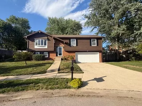 2110 Woodford Dr, Richmond, KY 40475