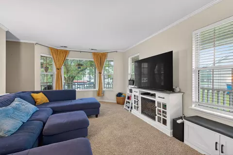 Living - 216 Redding Rd, Georgetown, KY 40324 photo 1 of 4