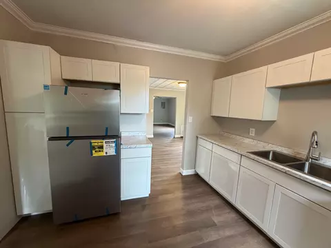 Kitchen - 1003 Whitley Ave, Corbin, KY 40701 photo 2 of 4