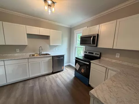 Kitchen - 1003 Whitley Ave, Corbin, KY 40701 photo 1 of 4