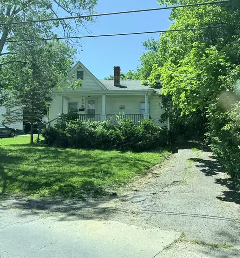122 N Magnolia St, Harrodsburg, KY 40330