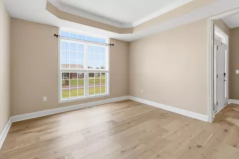 Living - 61 Knoll Ct, Nancy, KY 42544 photo 12 of 13