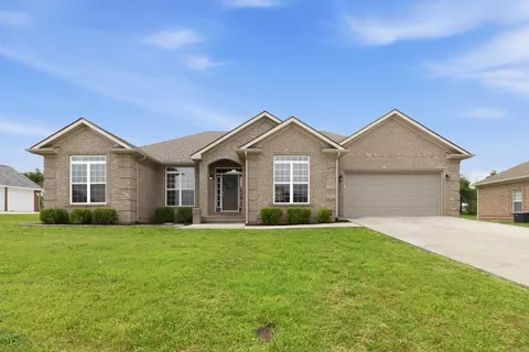Exterior - 61 Knoll Ct, Nancy, KY 42544 photo 3 of 11