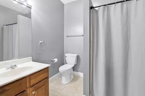 Bath - 61 Knoll Ct, Nancy, KY 42544 photo 1 of 3