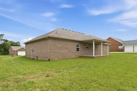 Exterior - 61 Knoll Ct, Nancy, KY 42544 photo 10 of 11