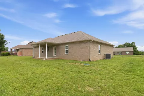 Exterior - 61 Knoll Ct, Nancy, KY 42544 photo 9 of 11
