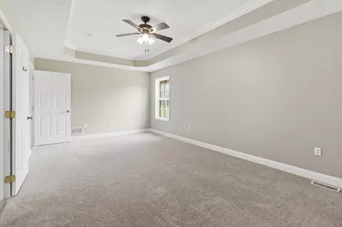 Bedroom - 61 Knoll Ct, Nancy, KY 42544 photo 4 of 9