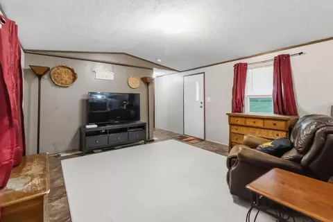 Entry Way - 315 Warner Rd, Nancy, KY 42544 photo 1 of 1