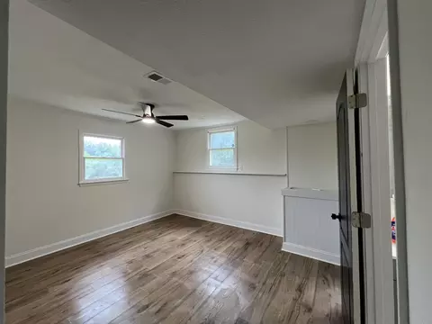 Other - 626 E Barker Ln, Berea, KY 40403 photo 1 of 8