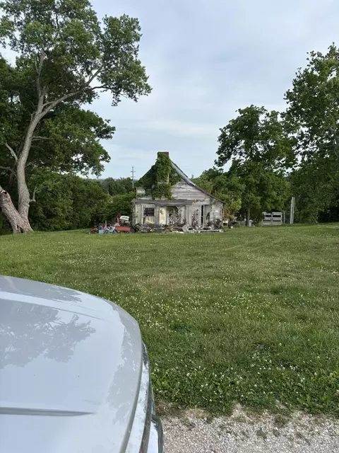1022 Lime Plant Hollow Rd, Mount Vernon, KY 40456