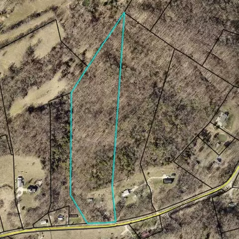 2116 Paint Lick Rd, Paint Lick, KY 40461