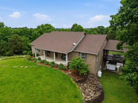 863 Mink Run Rd, Frankfort, KY 40601