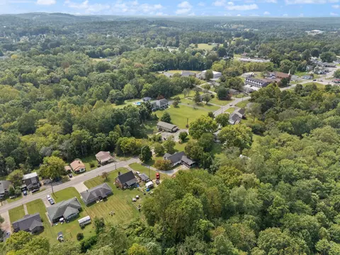 View/Area - 965 Gordon Hill Pike, Corbin, KY 40701 photo 10 of 13