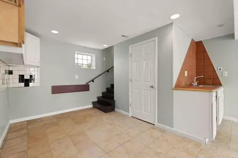 Entry Way - 965 Gordon Hill Pike, Corbin, KY 40701 photo 4 of 6