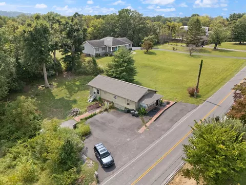 View/Area - 965 Gordon Hill Pike, Corbin, KY 40701 photo 1 of 13