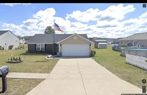 411 Tyler Pkwy, Shepherdsville, KY 40165