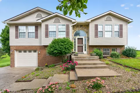 1084 Breezy Ln, Berea, KY 40403