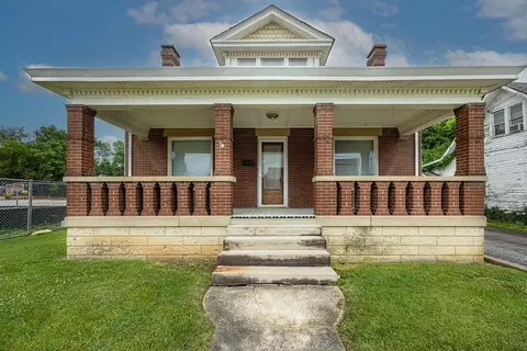 1515 Main St, Paris, KY 40361