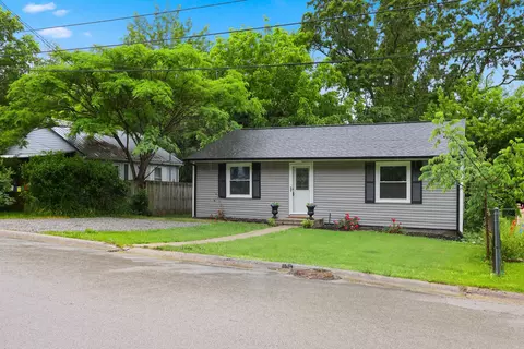 Exterior - 79 Central Ave, Berea, KY 40403 photo 3 of 8