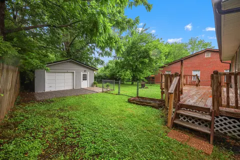 Exterior - 79 Central Ave, Berea, KY 40403 photo 8 of 8