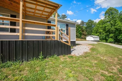 Exterior - 136 Sonic Dr, Keavy, KY 40737 photo 6 of 11