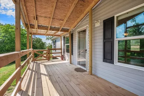 Exterior - 136 Sonic Dr, Keavy, KY 40737 photo 7 of 11