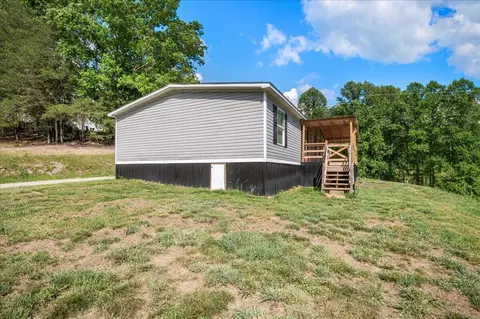 Exterior - 136 Sonic Dr, Keavy, KY 40737 photo 4 of 11