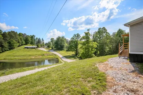 Exterior - 136 Sonic Dr, Keavy, KY 40737 photo 3 of 11